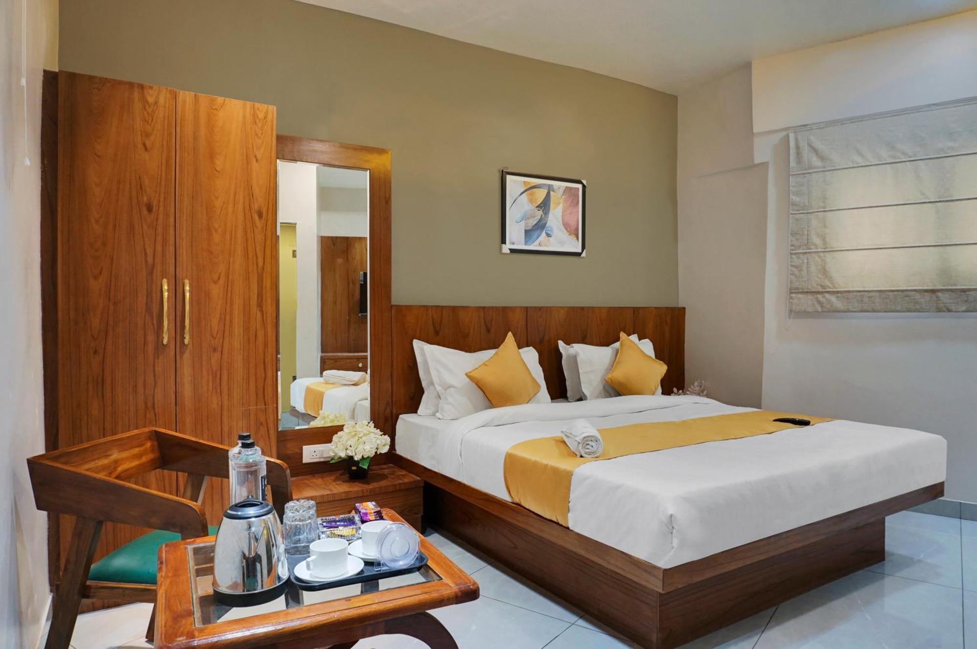 Hotel Sayba Executive Pune Exterior foto